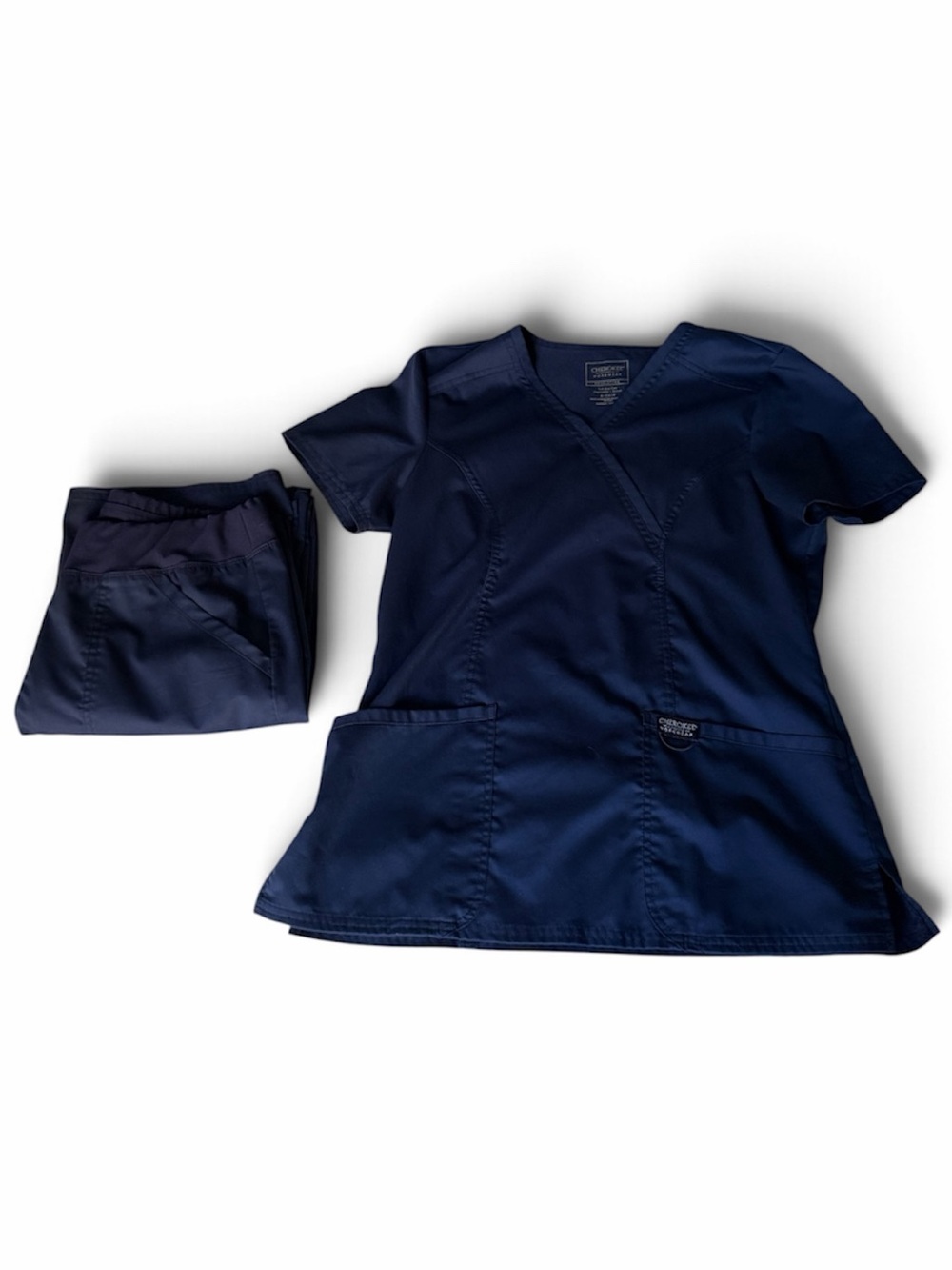 cherokee revolution small scrub set in navy